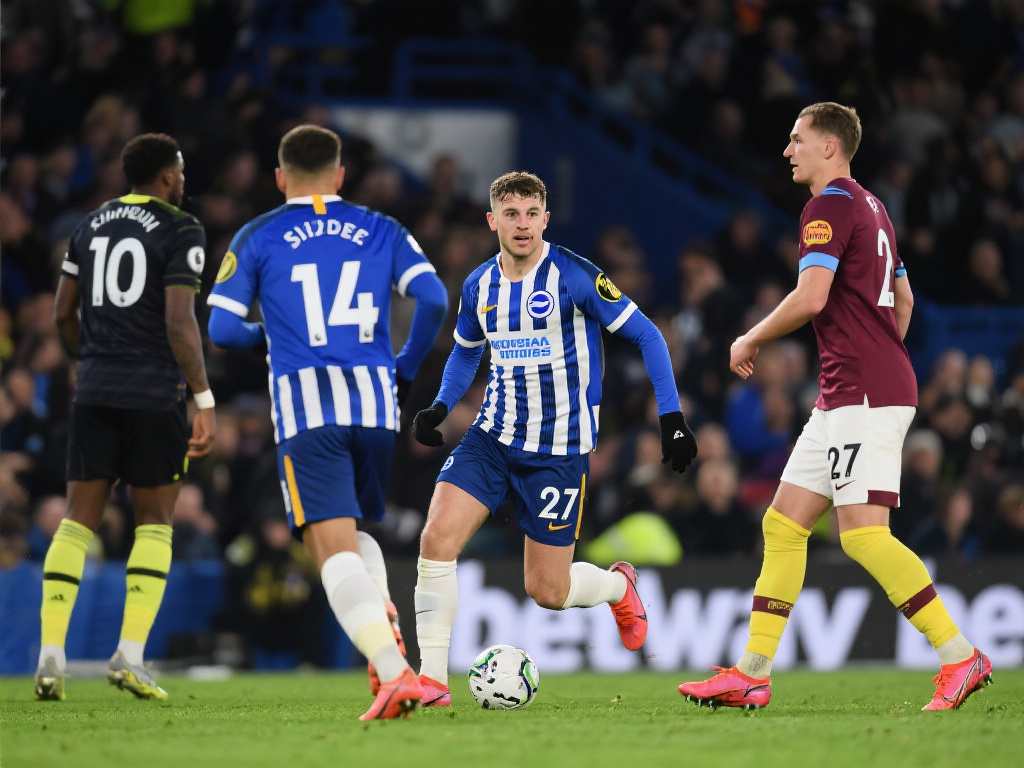 球队聘请了 球队聘请了